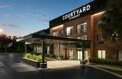 Gainesville Hotel | Courtyard by Marriott Gainesville FL