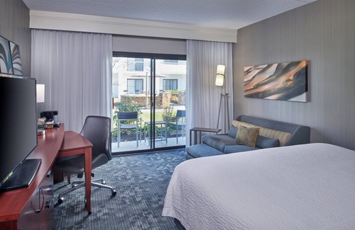 Indianapolis Hotel | Courtyard by Marriott Indianapolis Castleton
