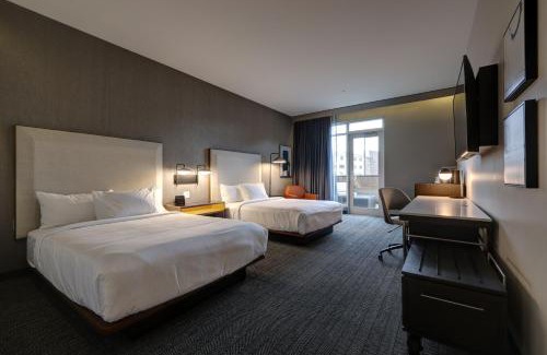 University Heights Hotel | Courtyard by Marriott Iowa City University Heights
