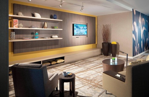 Abacoa Hotel | Courtyard Palm Beach Jupiter