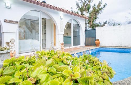 Oia Apartment | Cova dos Frei