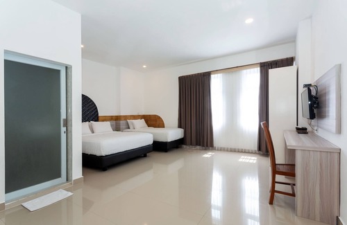 Imam Bonjol Hotel | Cove De Tinaya