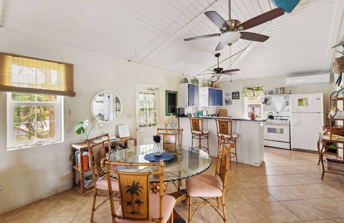 Gregory Town House | Cove House Ocean Front. It's close to everything Eleuthera has to offer