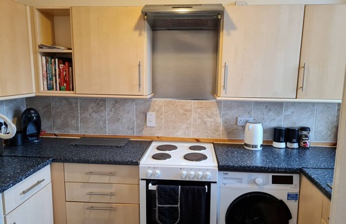 Kilcreggan House | Cove Lochside Apartment with Sea and Sunset Views