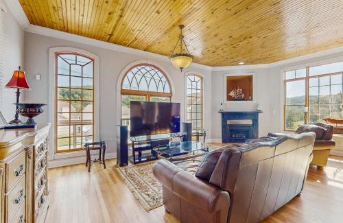Maynardville House | Cove Manor