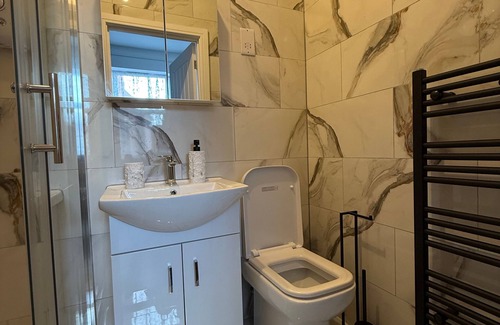 Coventry Apartment | Coventry Oasis Apartment