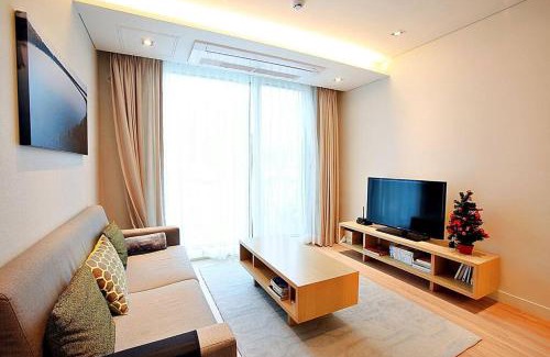 Hallim House | Coveted Palms Village Pension