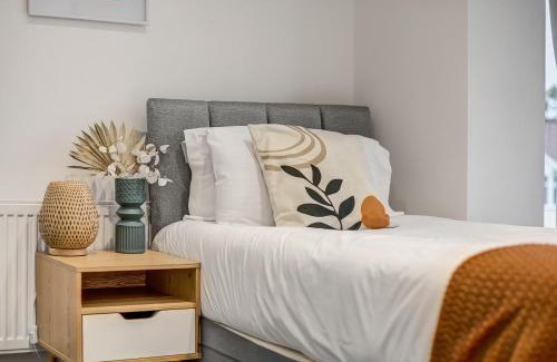 Cowley House | Cowley Oxford Stay - Spacious 4 Bed House