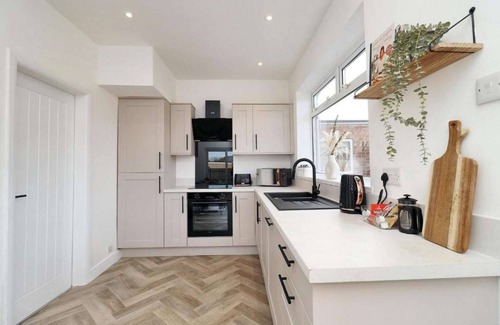 Billingham House | Cowpen Lodge Stylish home in Billingham