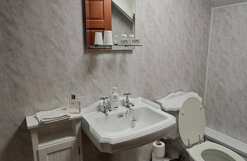 Mawr House | Coynant Farm Guest House