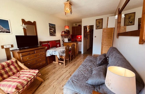 Plan Peisey Apartment | Cozy studio for 4, south-facing balcony, near slopes - Plan Peisey