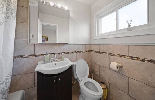 Ferndale Apartment | Cozy 1 Bd Apt minutes walking downtown Ferndale
