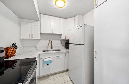 Waikiki Apartment | Cozy 1-bedroom apartment in amazing Honolulu with WiFi, AC