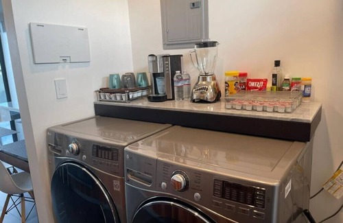 Avenida Revolucion Apartment | Cozy 1-bedroom apartment in awesome Tijuana DOWNTOWN with fitness room, WiFi