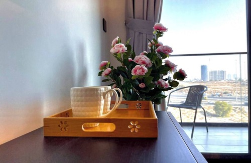 Jumeirah Village Apartment | Cozy 1-bedroom apartment in awesome Dubai with WiFi, AC, fitness room