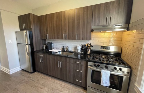 Queens Apartment | Cozy 1-bedroom apartment in excellent Queens Location with WiFi