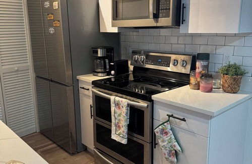 Kirkman South Condo | Cozy 1-bedroom condo in lovely Orlando with AC