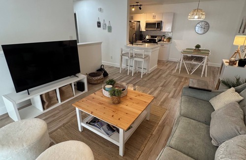 Kirkman South Condo | Cozy 1-bedroom condo in lovely Orlando with AC