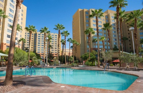 Enterprise Condo | Cozy 1-bedroom condo with WiFi, AC in enchanting Las Vegas