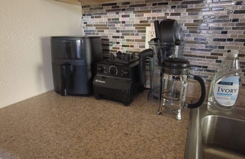 St. Louis Condo | Cozy 1-bedroom condo with WiFi, AC in lovely St. Louis