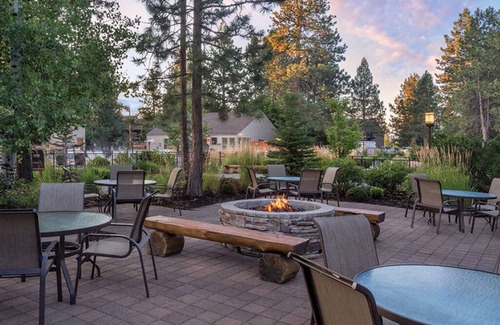 Bend Condo | Cozy 1-bedroom condo with AC, fitness room in wonderful Bend