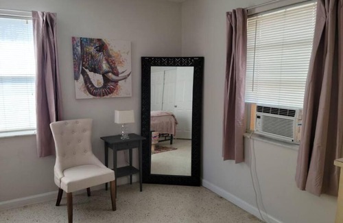Delray Beach Apartment | Cozy 1 Bedroom in Downtown Delray Beach