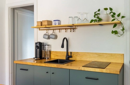 Chosewood Park Apartment | Cozy 1-bedroom private guest suite in Atlanta