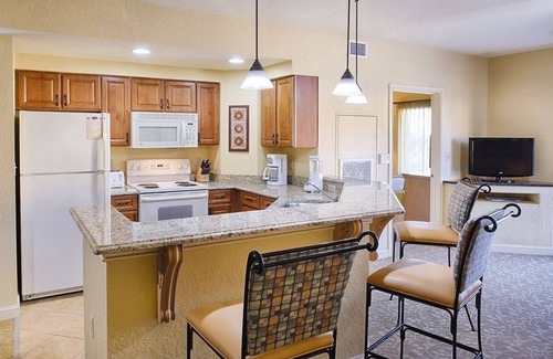 Florida Central Atlantic Coast Apartment | Cozy 1-bedroom apartment with fitness room, WiFi in fantastic Lake Buena Vista