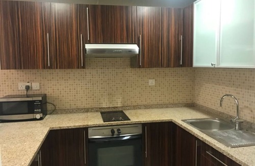 Jumeirah Lake Towers Apartment | Cozy 1 BHK in JLT (2 min Walk to Metro Station)
