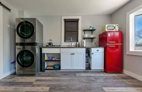 Bar Harbor Apartment | Cozy 1 BR in the Center of BH! [Inspiration Point]