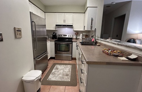 Central Erin Mills Condo | Cozy 1 BR with private balcony