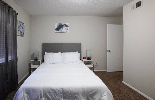 Glen Iris Apartment | Cozy 1BD Workspace/8mins->UAB/Close to 5 hospitals