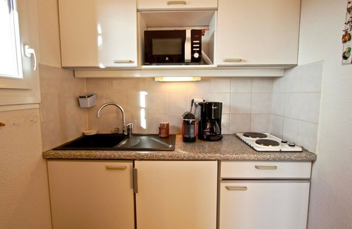 Chamrousse Apartment | Cozy 1BR Apartment at the Foot of the Slopes, Near Shops, Rated 3*