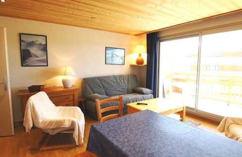 Jeux Apartment | Cozy 1BR Apartment for 6 with Balcony, Parking, and Ski-In/Ski-Out Access - L'Alpe d'Huez