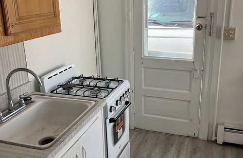 North End Apartment | Cozy 1BR apartment in OC