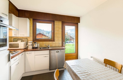 Megeve Apartment | Cozy 1BR Chalet Apartment in Megève - Ski Nearby, Pet-Friendly, WiFi, Parking