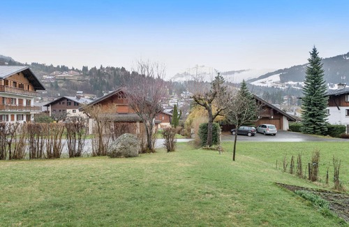 Megeve Apartment | Cozy 1BR Chalet Apartment in Megève - Ski Nearby, Pet-Friendly, WiFi, Parking