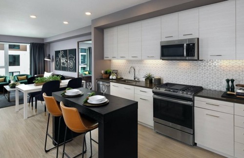 Sunnyvale Condo | Cozy 1BR Condo w Pool at Savoy: Relax & Enjoy