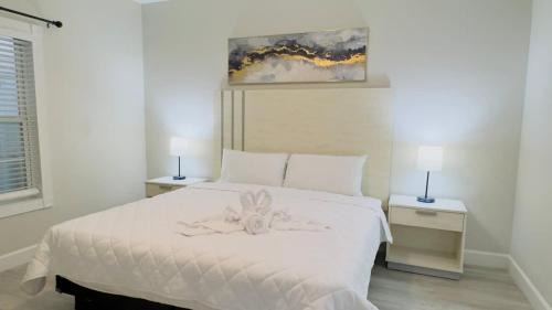 Central Myrtle Beach Apartment | Cozy 1BR Condo with Pool Access Sleeps 4