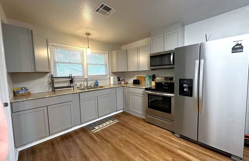 Temple Apartment | Cozy 1BR Duplex | Near Baylor Scott & White