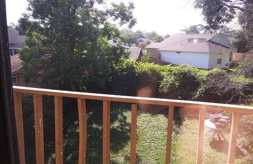 Northeast Pensacola Condo | Cozy 2/2.5 Queen Master Suite with private balcony gardenview