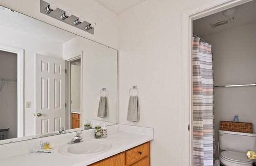 St. Marys House | 💎Cozy 2 bdrm 🐠 5 Mins from waterfront ⚡️Fast Wifi🌟