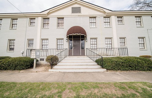 Columbus Apartment | Cozy 2-Bed Mid-Term Stay