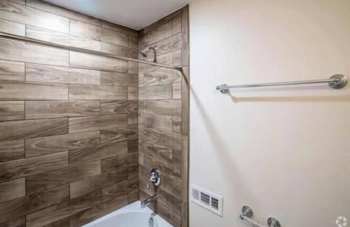 College Park Apartment | Cozy 2 Bedroom 2 Bathroom in Atlanta Ga