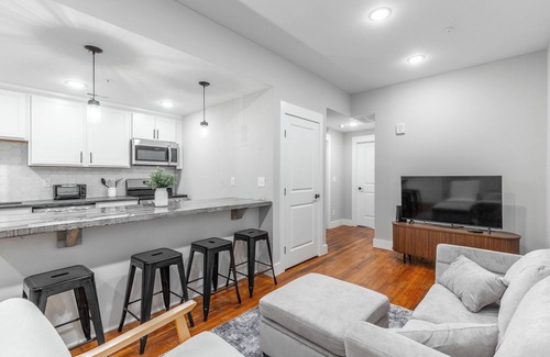 Chattanooga Apartment | Cozy 2-bedroom apartment in awesome Chattanooga with AC, WiFi