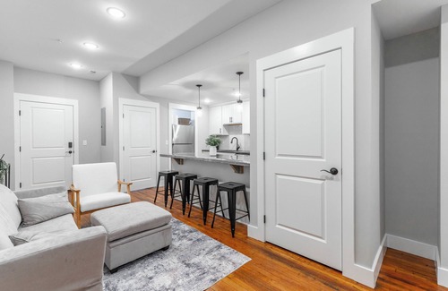 Chattanooga Apartment | Cozy 2-bedroom apartment in awesome Chattanooga with AC, WiFi