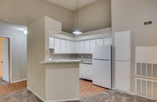 Augusta Apartment | Cozy 2-bedroom apartment in amazing Augusta w/WiFi, AC, Pool, Fitness, Dog Park