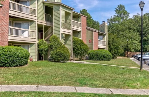Augusta Apartment | Cozy 2-bedroom apartment in amazing Augusta w/WiFi, AC, Pool, Fitness, Dog Park