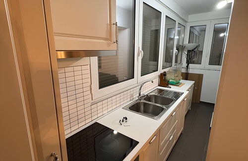Durres Apartment | Cozy 2-bedroom apartment in center Durres