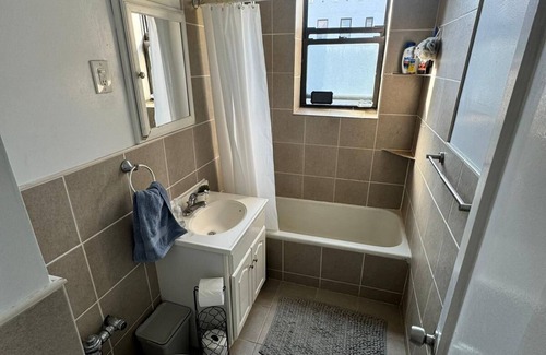 Queens Apartment | Cozy 2-bedroom apartment in pleasant Queens